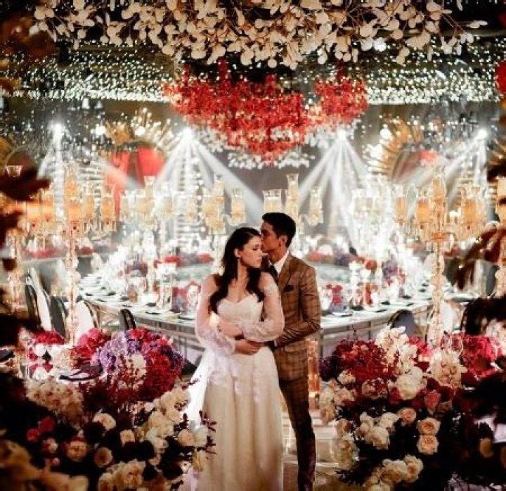 Aljur Abrenica with his wife Kylie Padilla
