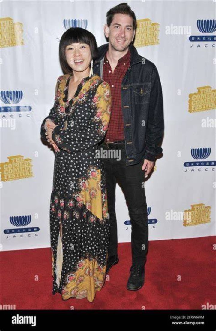 Atsuko Okatsuka Husband Ryan Harper Gray Is A Painter and Her Full Time Hype Man
