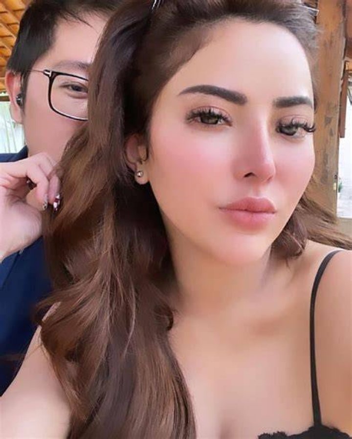 Ayu Aulia Spouse, Boyfriend Name, Breakup's & Relationships