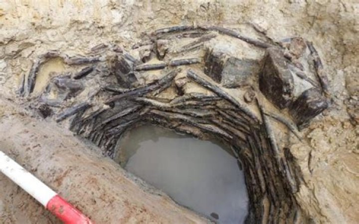 Bronze Age Well In Oxfordshire