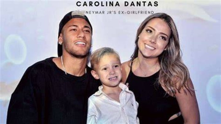 Carolina dated Neymar Jr
