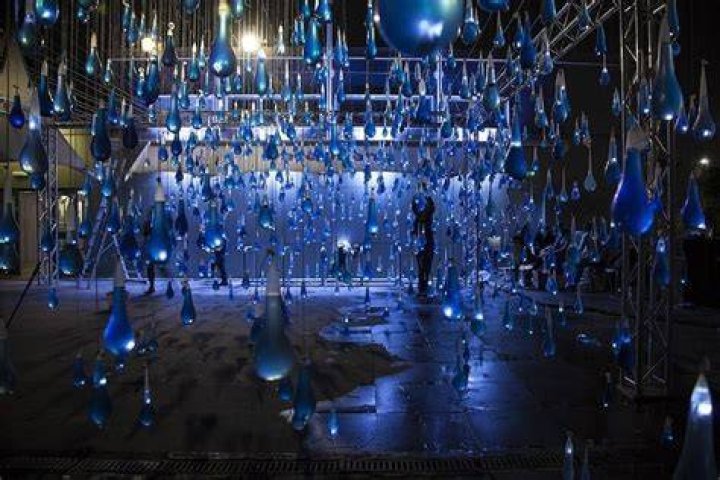 Condom Rain 2