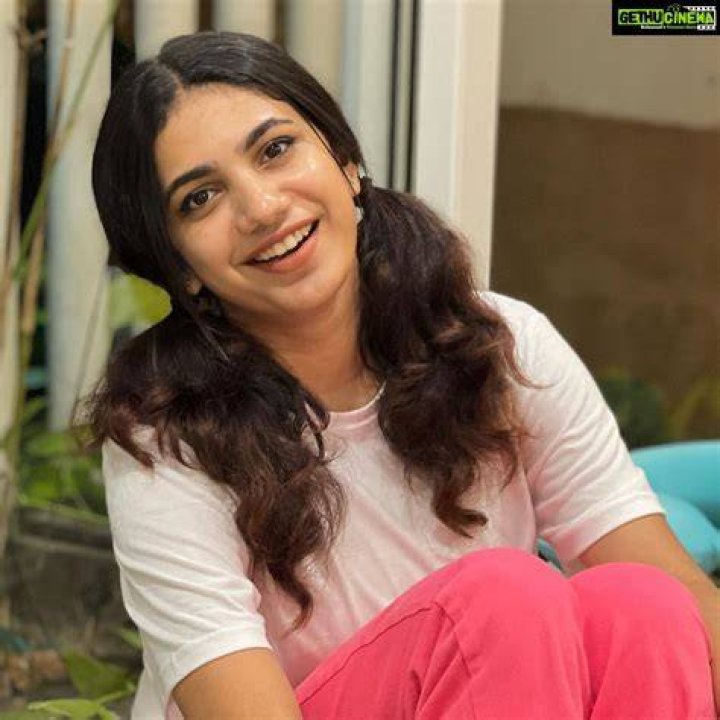 Deepa Thomas Birthday, Age & Zodiac Sign