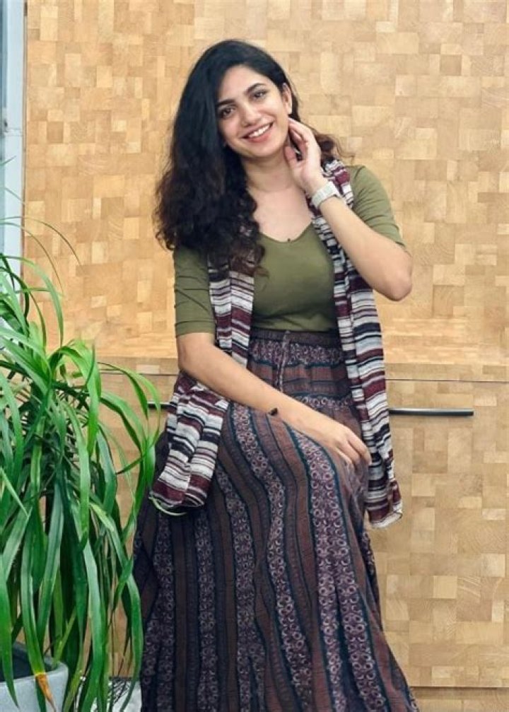 Deepa Thomas Height, Weight & Physical Appearance