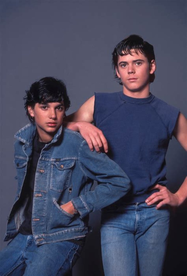 How tall is C Thomas Howell