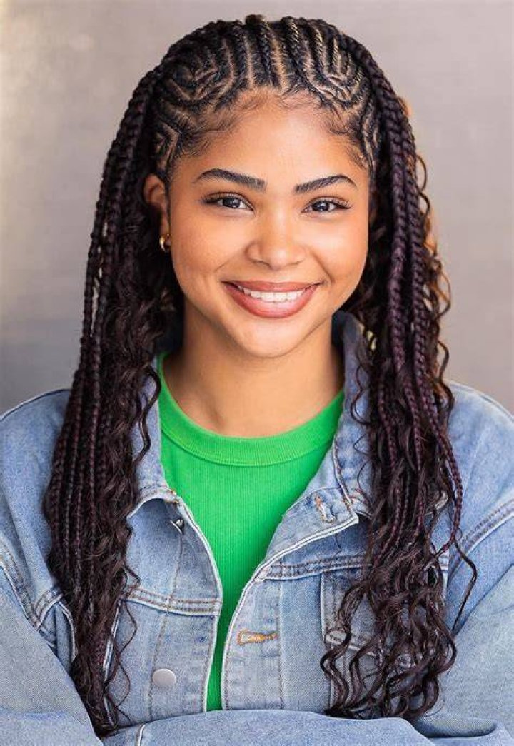 Jaidyn Triplett being prepped for iCarly by Cora Diggins