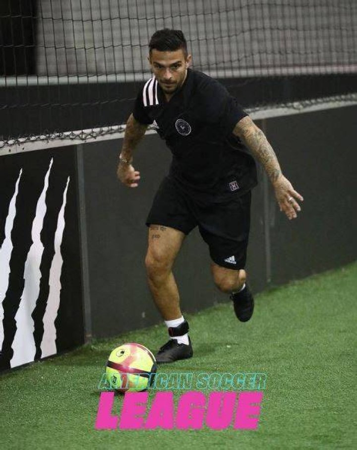 Julien Tanti loves Soccer