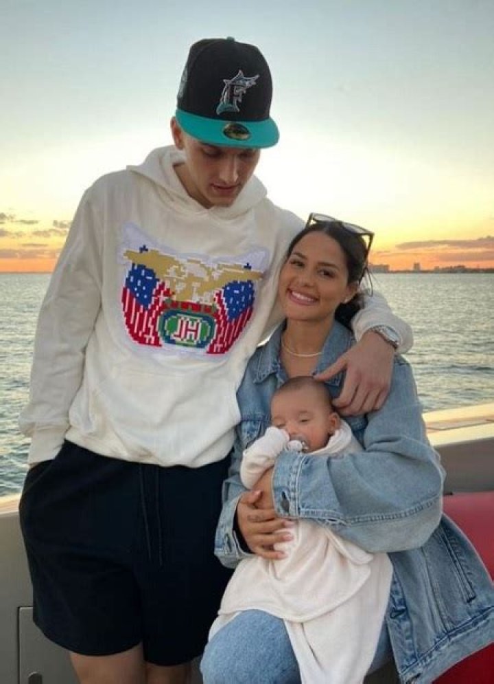 Katya Elise Henry Spouse, Boyfriend Name & Relationships