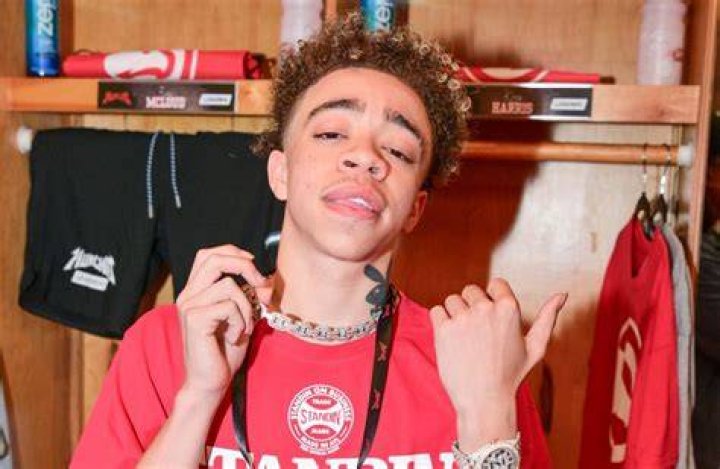 King Harris is a rapper