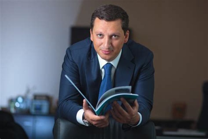 Kirill Shamalov brother