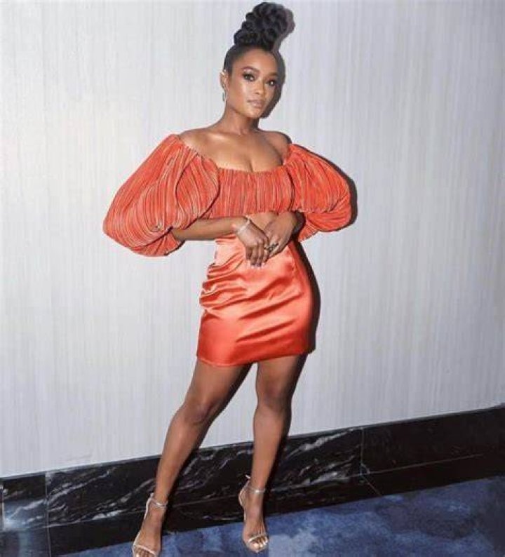LaToya Tonodeo height