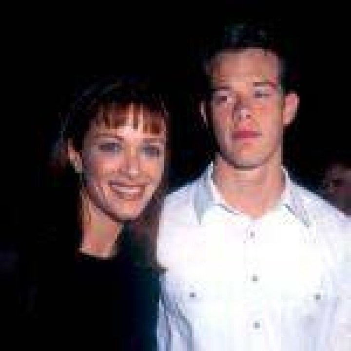 Lauren Holly brother Alexander Innes Holly