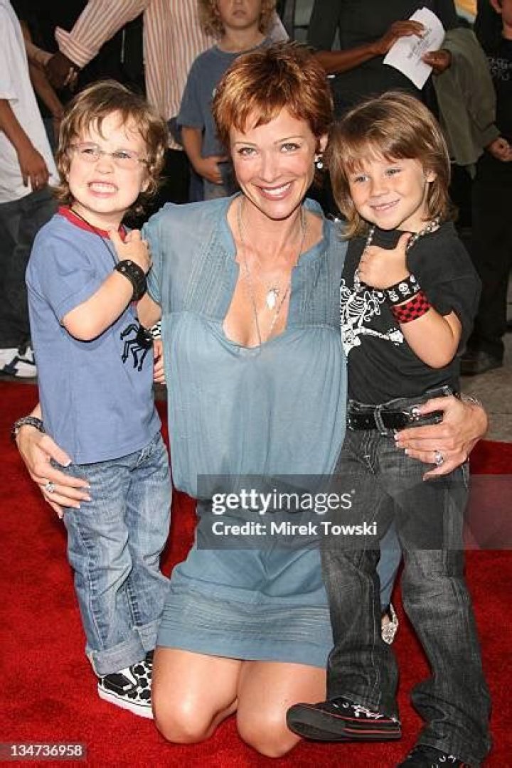 Lauren Holly with her sons