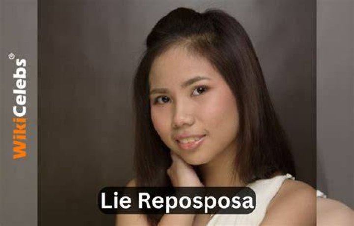 Lie Reposposa is a singer