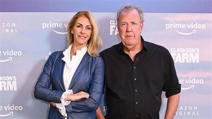Lisa Hogan bio