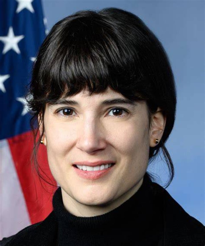 Marie Gluesenkamp Perez wiki