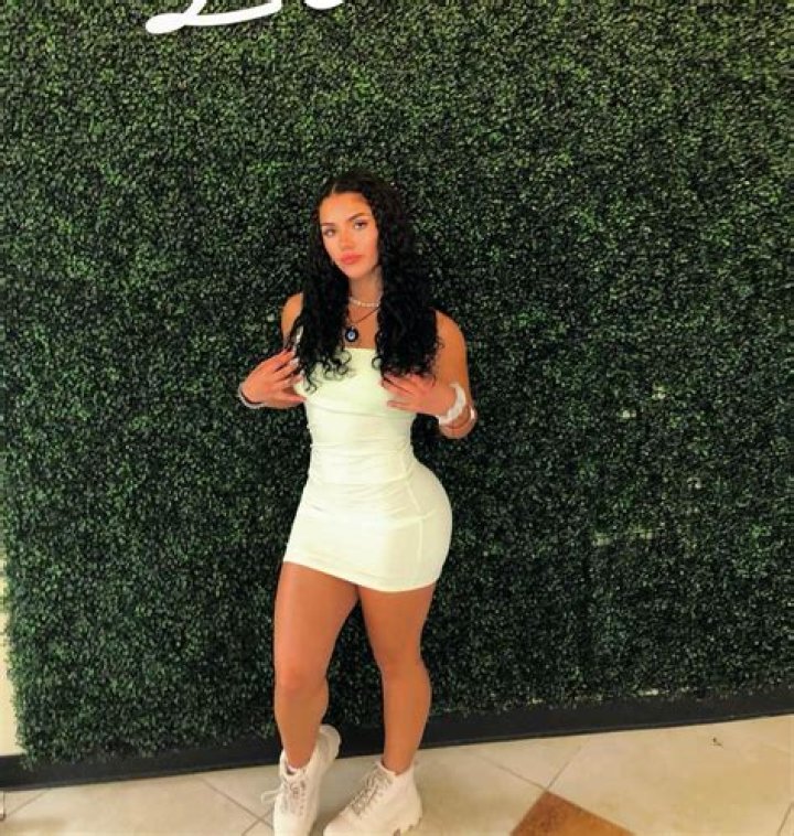Mckinzie Valdez has over 249,000 followers on Instagram as of April 2021