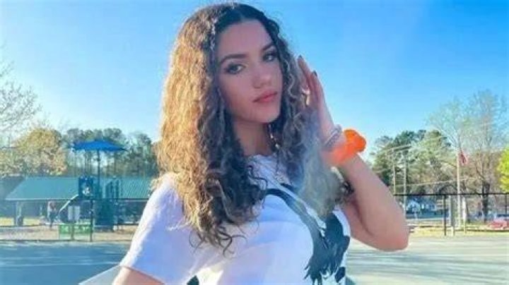 Mckinzie Valdez Parents, Siblings & Family