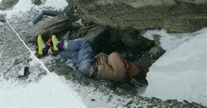 Mount Everest Bodies Green Boots