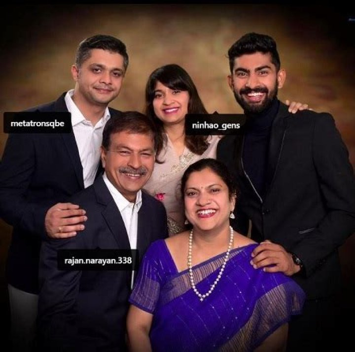 Narayan Jagadeesan with his parents and siblings