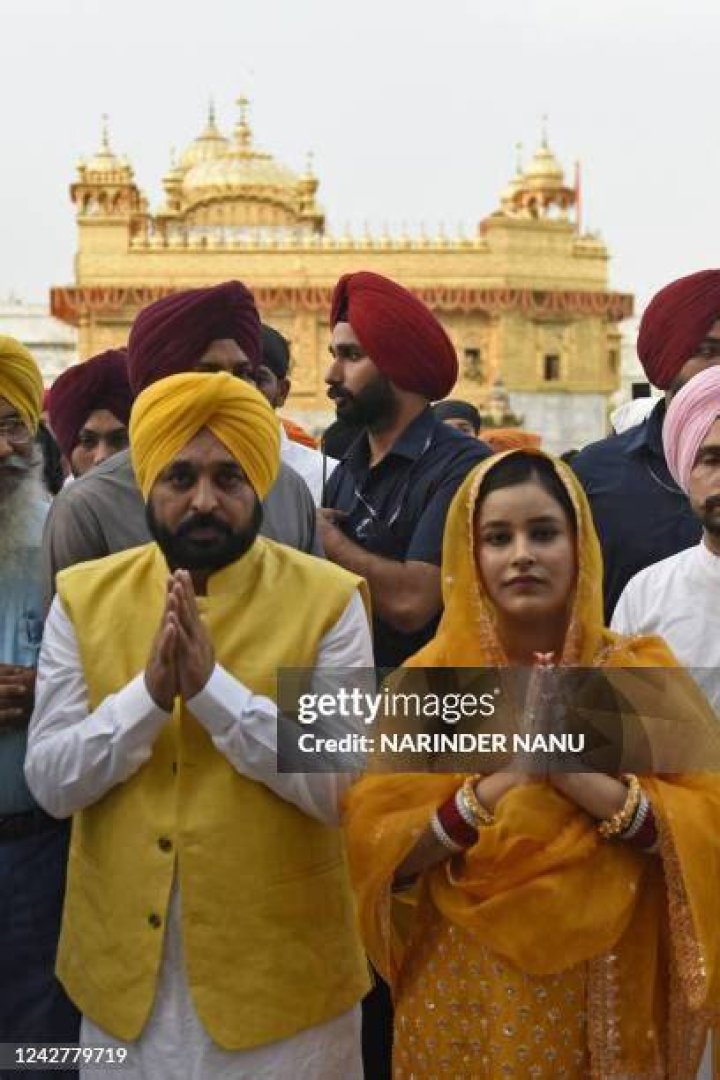 Narinder Kaur with Bhagwant Mann