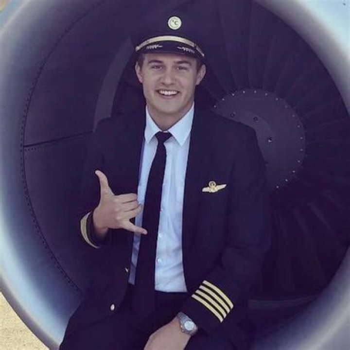 Peter Weber Net Worth Pilot Salary