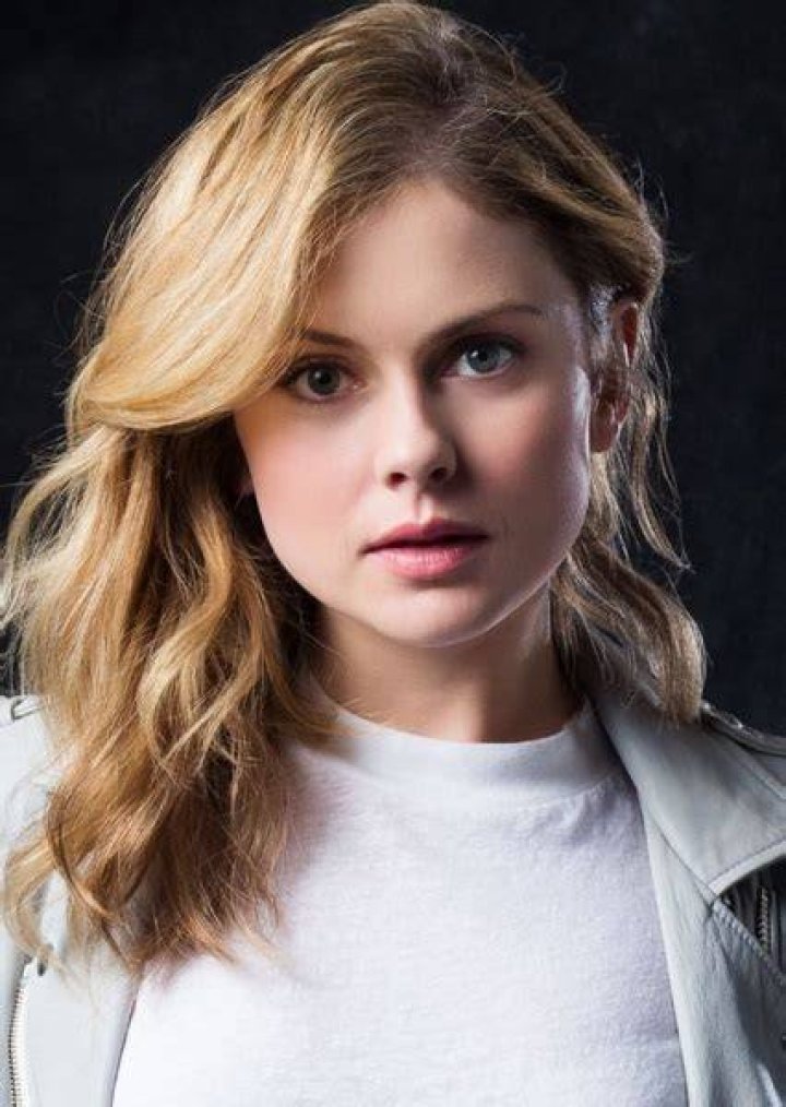 Rose McIver at Rogue Events Telford Fan Zone Convention 2017