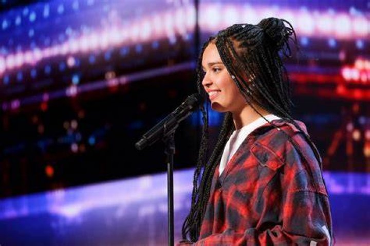 Sara James won Golden Buzzer in America's Got Talent season 17