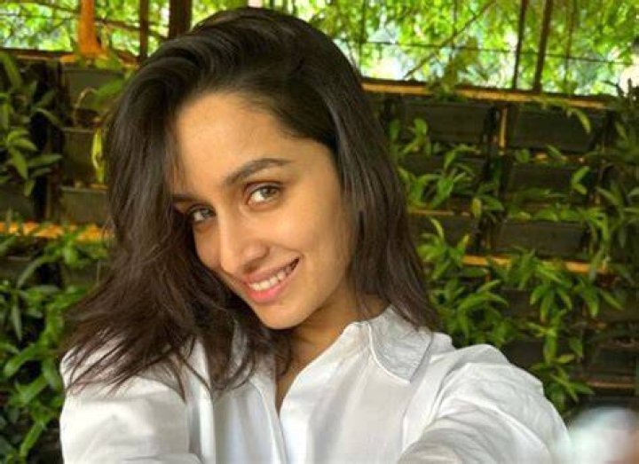 Shraddha bio