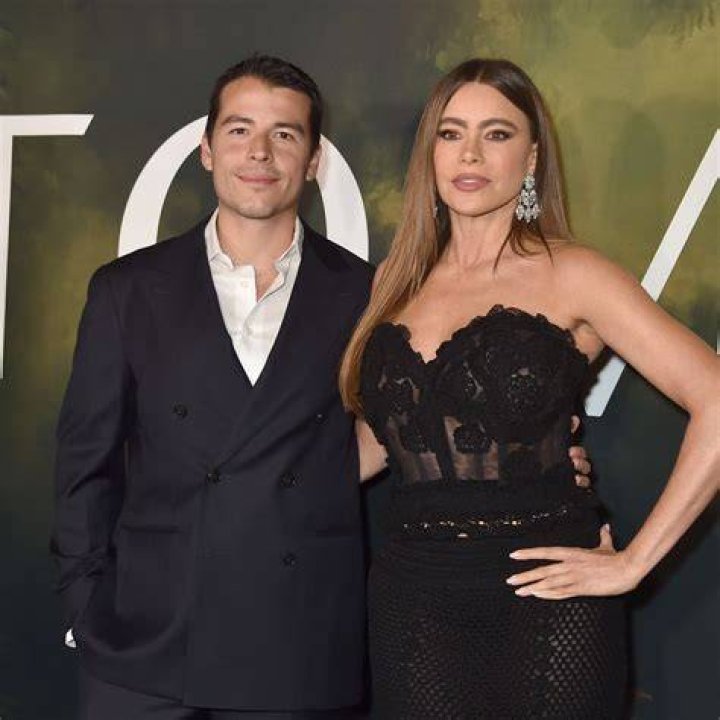 Sof&iacute;a Vergara and her partner