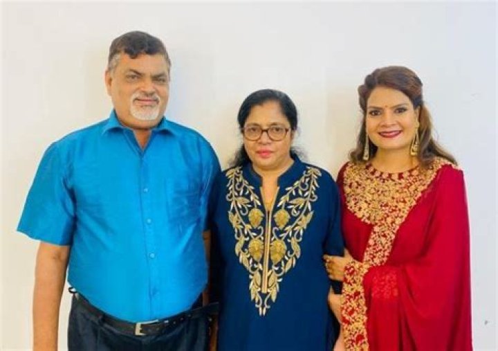 Subi with her parents Suresh and Ambika Suresh