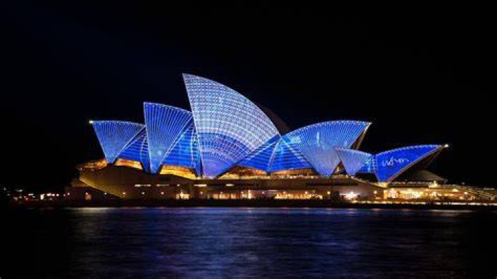 Sydney Opera House Paris Lights