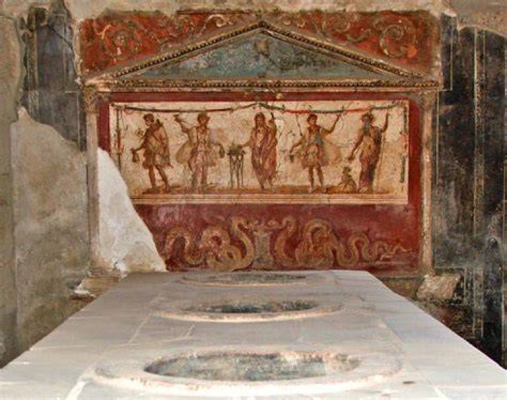 Thermopolium With Doliass Pompeii