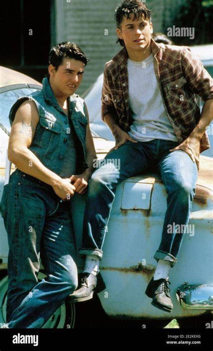 tom cruise the outsiders - warner bros. tom cruise the outsiders - warner bros.