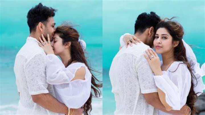 Vikas Parashar with Sonarika Bhadoria