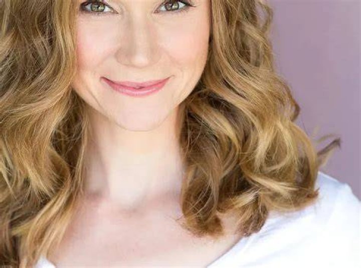 Wiki, Age, Height, Husband, Parents, Ethnicity, Net Worth, Biography & More